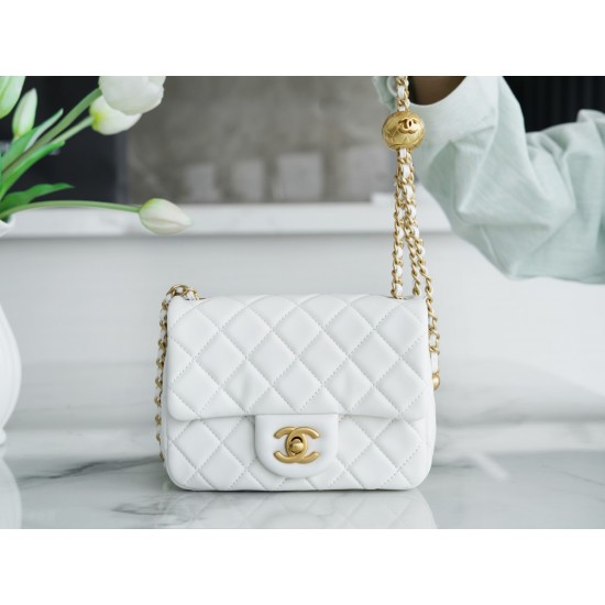 Chanel classic flap 13*18*7cm gold ball