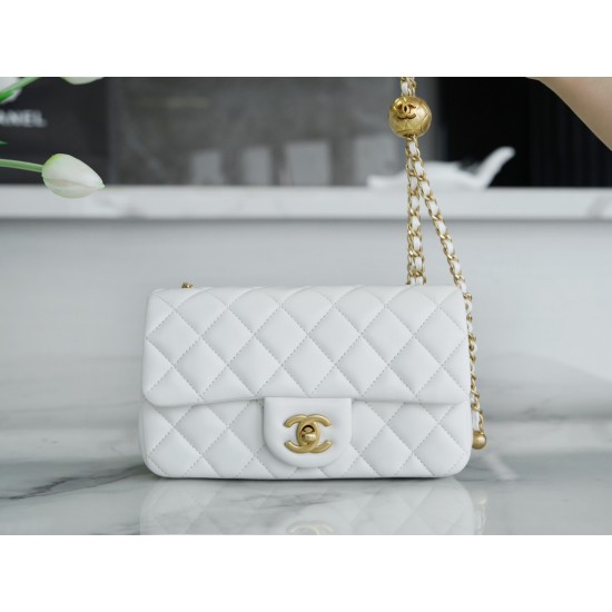 Chanel classic flap 13*20*7cm gold ball