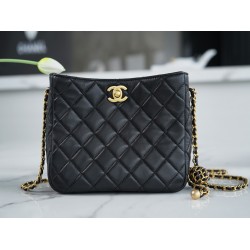 Chanel Hobo 19*16cm