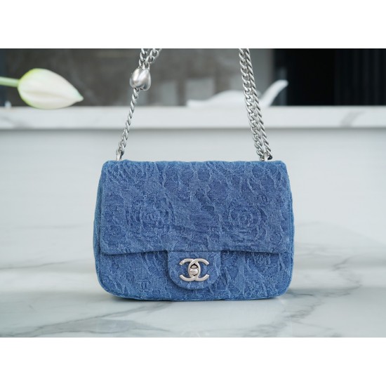 Chanel classic flap Denim  flower buckel 12×19×8cm