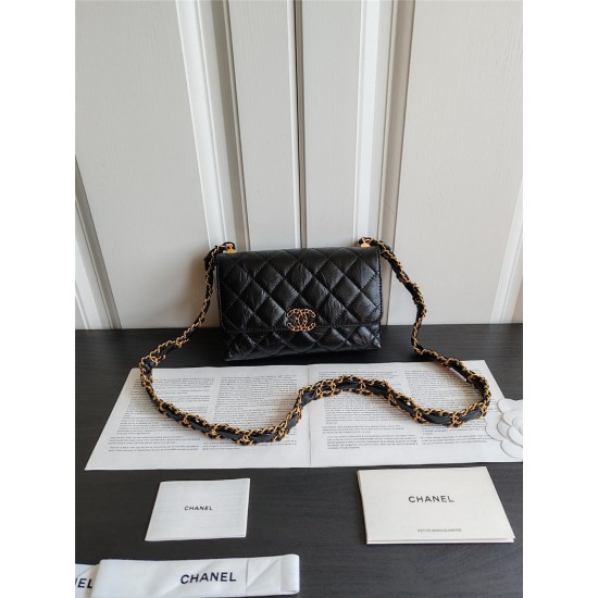 Chanel wide chain bag 18*13*5.5cm