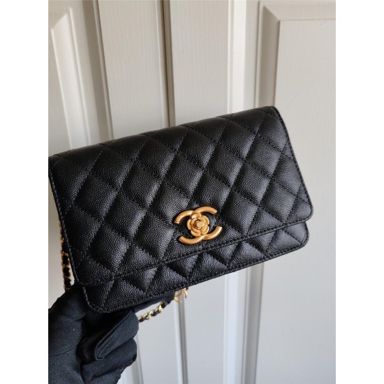 Chanel WOC  flower buckel 19*13*3.5cm