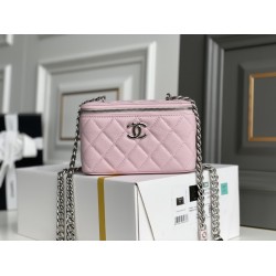 Chanel Vanity case 17x9.5x8cm