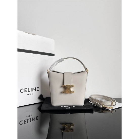 celine TRIOMPHE mini 13.5 X 12.5 X 5cm