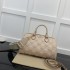 Gucci 702242 W31xH19xD22cm Calfskin GG Matelasse Medium Bowler Bag Naturale