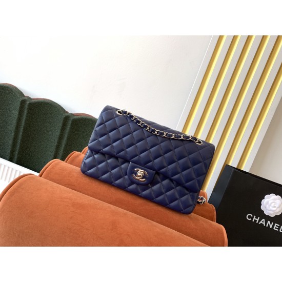 Chanel Classic flap 25cm