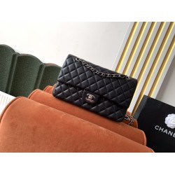 Chanel Classic flap 25cm