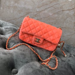 Chanel Classic flap 20cm