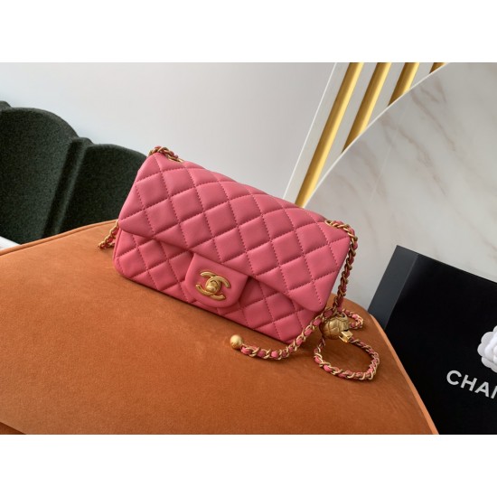 Chanel classic flap 20cm  