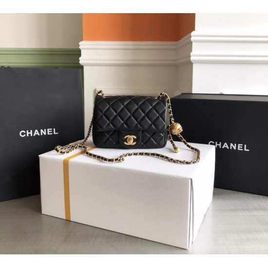 Chanel classic flap 18cm gold ball