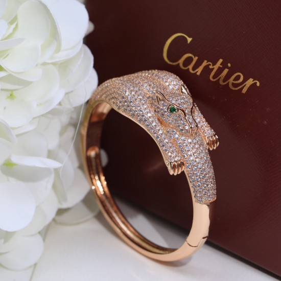 Cartier Woman Watch bracelet best replica size 17cm and 19cm