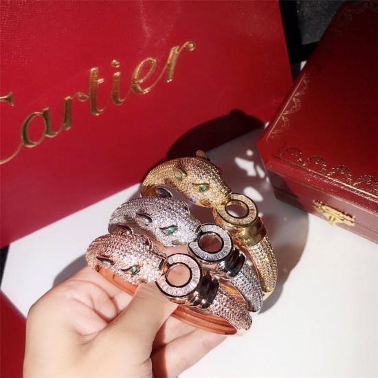 Cartier Woman Watch bracelet best replica size 17cm and 19cm