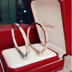 Cartier Woman Watch bracelet best replica size 17cm and 19cm