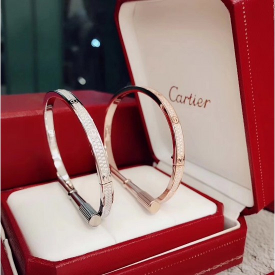 Cartier Woman Watch bracelet best replica size 17cm and 19cm