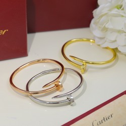 Cartier Woman Watch bracelet best replica size 17cm and 19cm