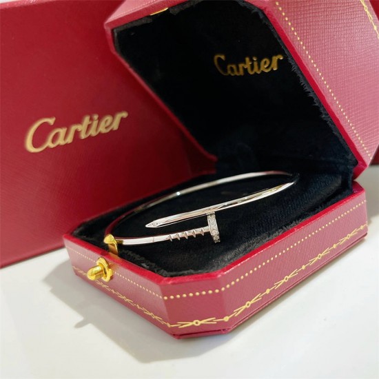 Cartier Woman Watch bracelet best replica size 17cm and 19cm