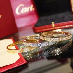 Cartier Woman Watch bracelet best replica size 17cm and 19cm