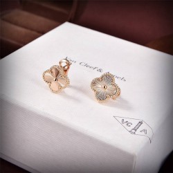 Van Cleef & Arpels Earstuds best replica 