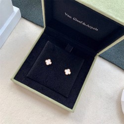 Van Cleef & Arpels Earstuds best replica 