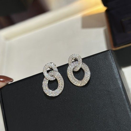 Van Cleef & Arpels Earstuds best replica 