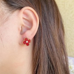 Van Cleef & Arpels Earstuds best replica 