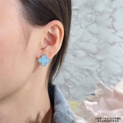 Van Cleef & Arpels Earstuds best replica 