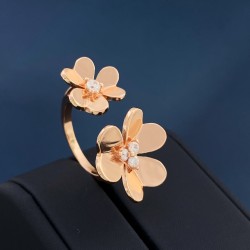 Van Cleef & Arpels Ring best replica size 6 7 8