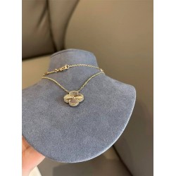 Van Cleef & Arpels necklace best replica