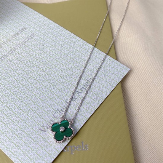 Van Cleef & Arpels necklace best replica