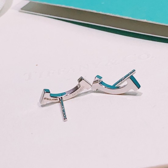 Tiffany Earstuds best replica