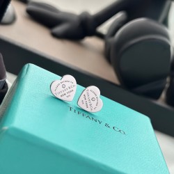 Tiffany Earstuds best replica