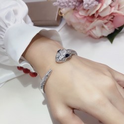 Bvlgari bracelet best replica size 17cm and 19cm 