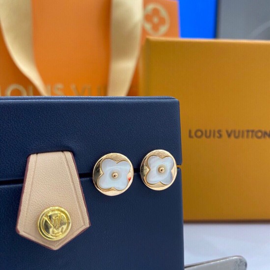 Louis Vuitton Earstuds best replica 