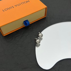 Louis Vuitton Earstuds best replica 