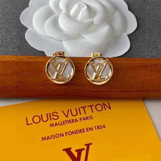 Louis Vuitton Earstuds best replica 