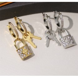 Louis Vuitton Earstuds best replica 