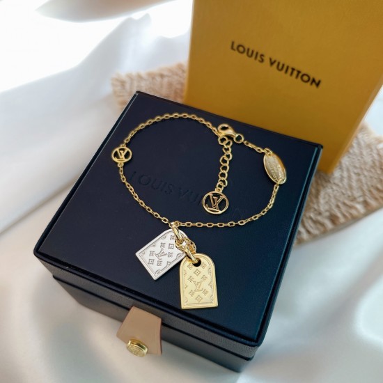 Louis Vuitton chain bracelet best replica