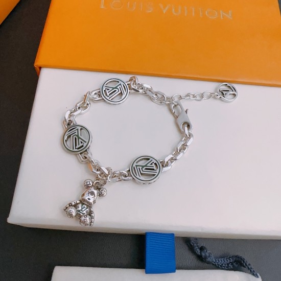 Louis Vuitton chain bracelet best replica