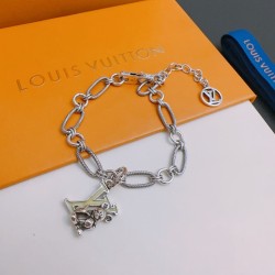 Louis Vuitton chain bracelet best replica