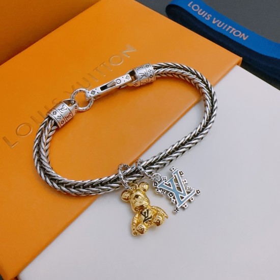 Louis Vuitton chain bracelet best replica