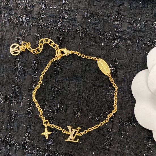 Louis Vuitton chain bracelet best replica