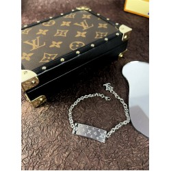 Louis Vuitton chain bracelet best replica