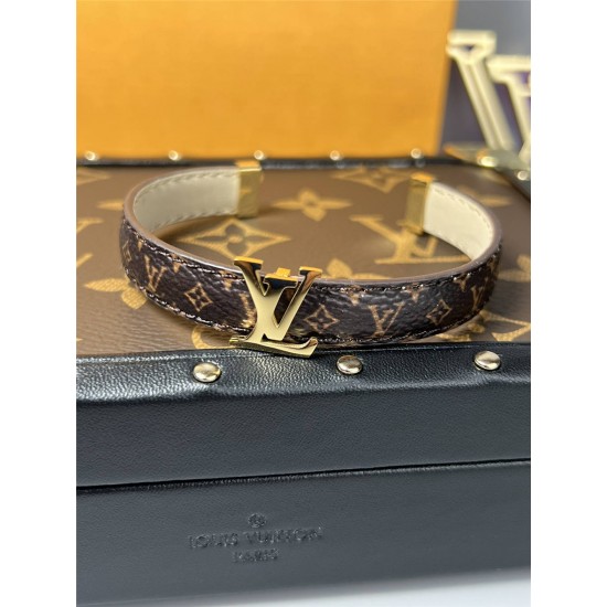 Louis Vuitton bracelet best replica size 17cm and 19cm 