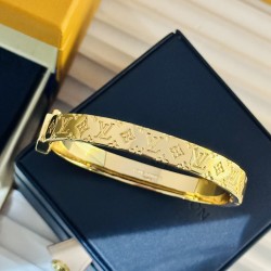 Louis Vuitton bracelet best replica size 17cm and 19cm 