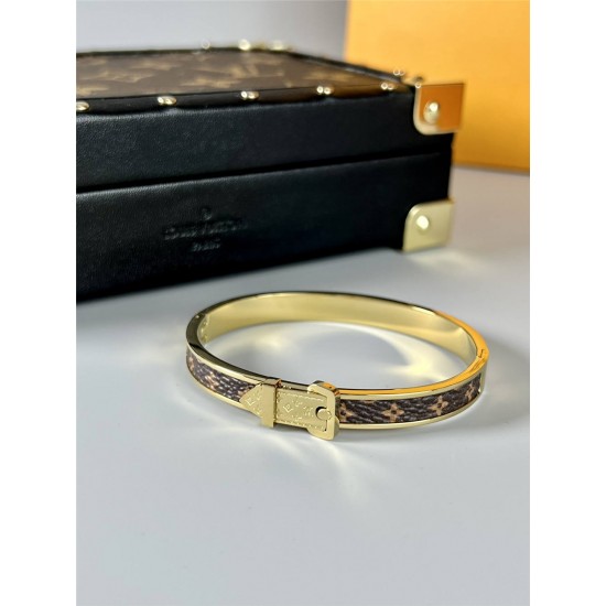 Louis Vuitton bracelet best replica size 17cm and 19cm 