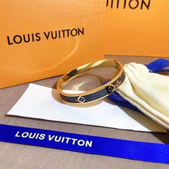 Louis Vuitton bracelet best replica size 17cm and 19cm 