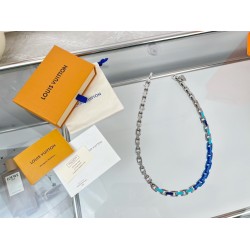 Louis Vuitton necklace best replica 