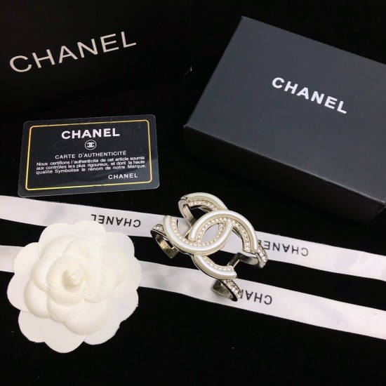 Chanel bracelet best replica size 17cm and 19cm