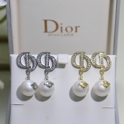 Dior Earstuds best replica