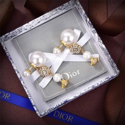 Dior Earstuds best replica